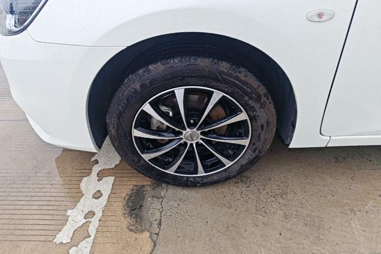 Used Nissan Sylphy 2021 Classic 1.6XL CVT Luxury Edition Exterior 4