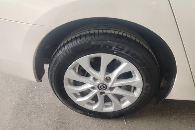 Used Nissan Sylphy 2021 Classic 1.6XL CVT Luxury Edition Exterior 5