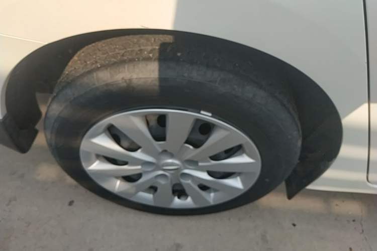 Used Nissan Sylphy 2021 Classic 1.6XE CVT Comfort Edition Exterior 5