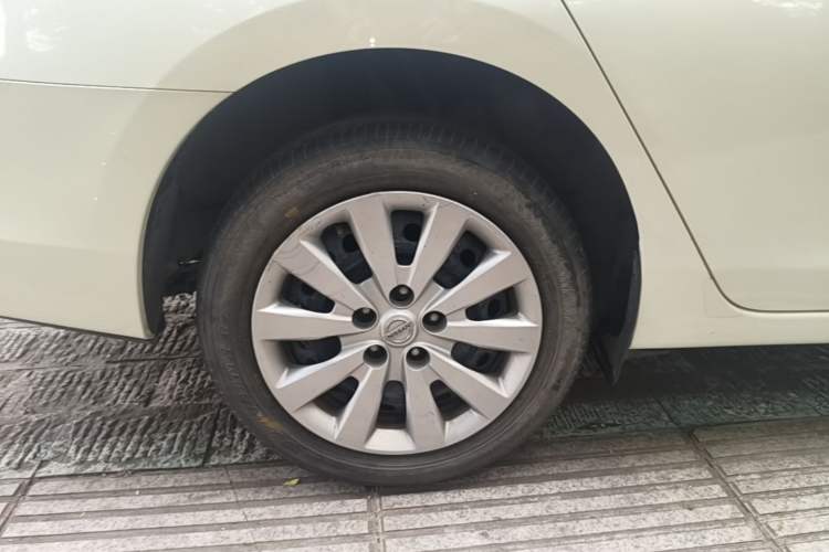 Used Nissan Sylphy 2021 Classic 1.6XE CVT Exclusive Edition Exterior 5