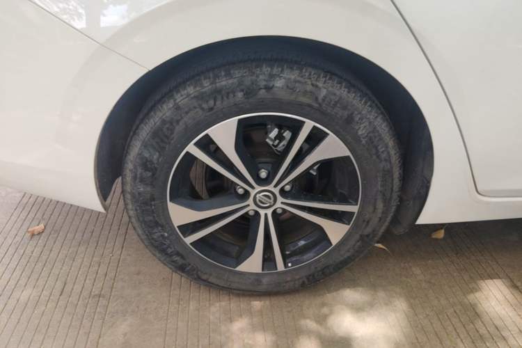 Used Nissan Sylphy 2021 1.6L XL CVT Enjoyment Edition Exterior 5