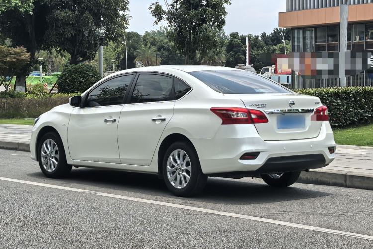 Used Nissan Sylphy 2021 Classic 1.6XL CVT Luxury Edition Exterior 5