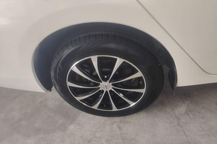 Used Nissan Sylphy 2021 Classic 1.6XE CVT Comfort Edition Exterior 5