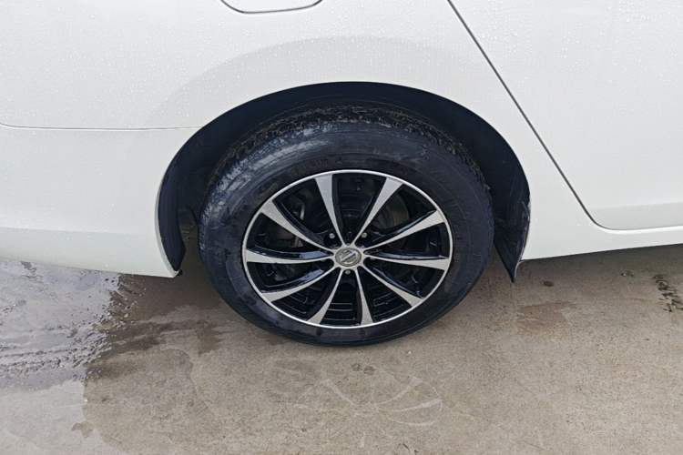 Used Nissan Sylphy 2021 Classic 1.6XL CVT Luxury Edition Exterior 5