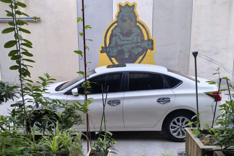 Used Nissan Sylphy 2021 Classic 1.6XL CVT Luxury Edition Exterior 5