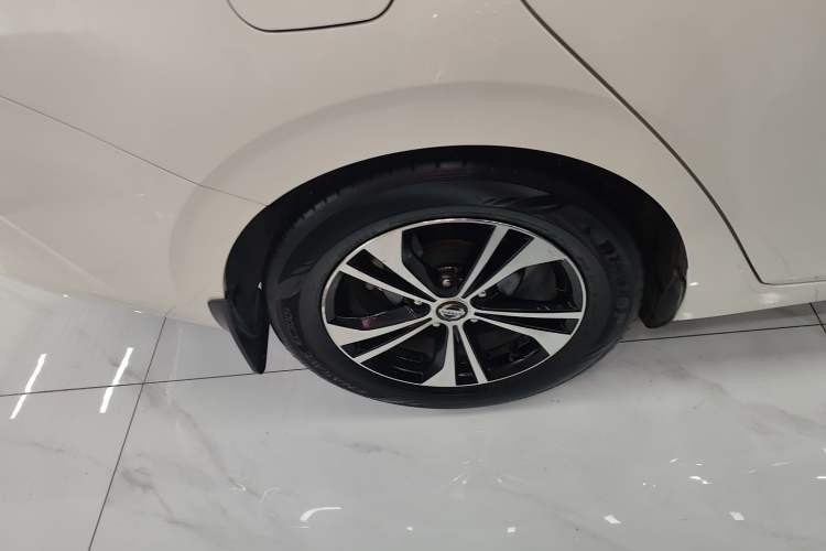 Used Nissan Sylphy 2021 1.6L XL CVT Enjoyment Edition Exterior 5