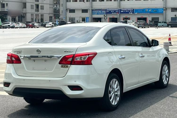 Used Nissan Sylphy 2021 Classic 1.6XL CVT Luxury Edition Exterior 5