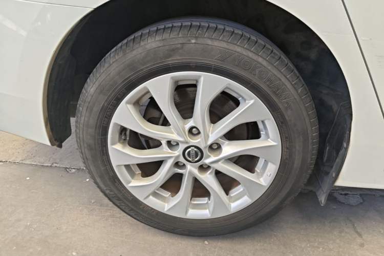 Used Nissan Sylphy 2021 Classic 1.6XL CVT Luxury Edition Exterior 5