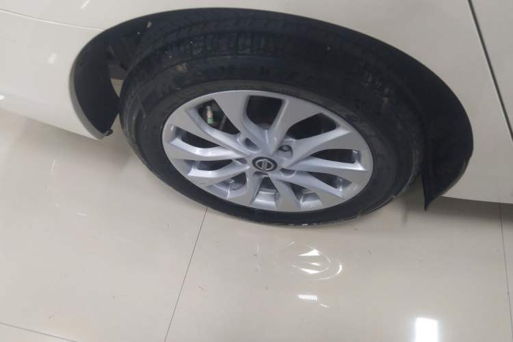 Used Nissan Sylphy 2021 Classic 1.6XE CVT Comfort Edition Exterior 5