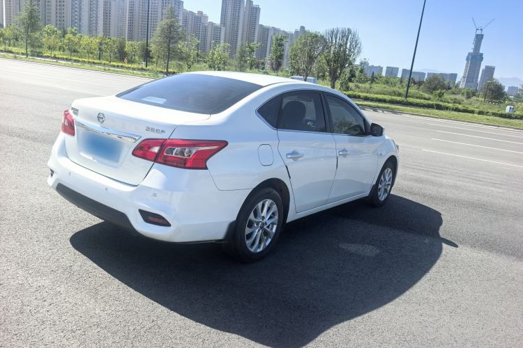 Used Nissan Sylphy 2021 Classic 1.6XL CVT Luxury Edition Exterior 5