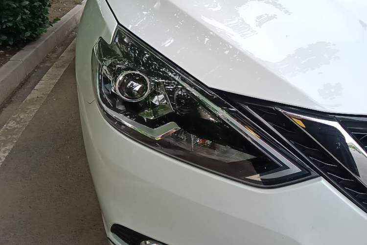 Used Nissan Sylphy 2021 Classic 1.6XL CVT Luxury Edition Exterior 6