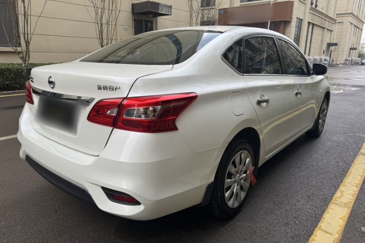 Used Nissan Sylphy 2021 Classic 1.6XE CVT Comfort Edition Exterior 6
