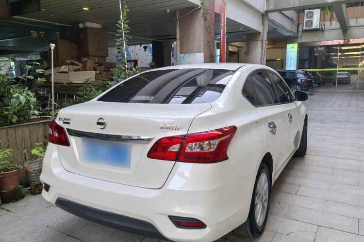 Used Nissan Sylphy 2021 Classic 1.6XL CVT Luxury Edition Exterior 7