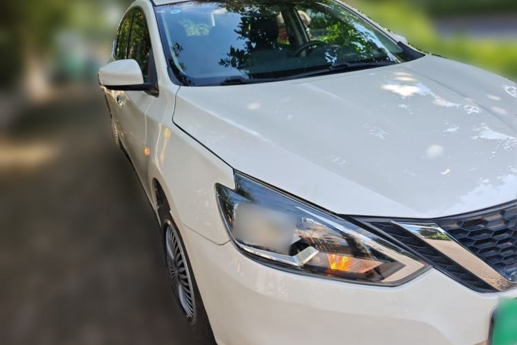 Used Nissan Sylphy 2021 Classic 1.6XE CVT Exclusive Edition Front Right 45 Deg
