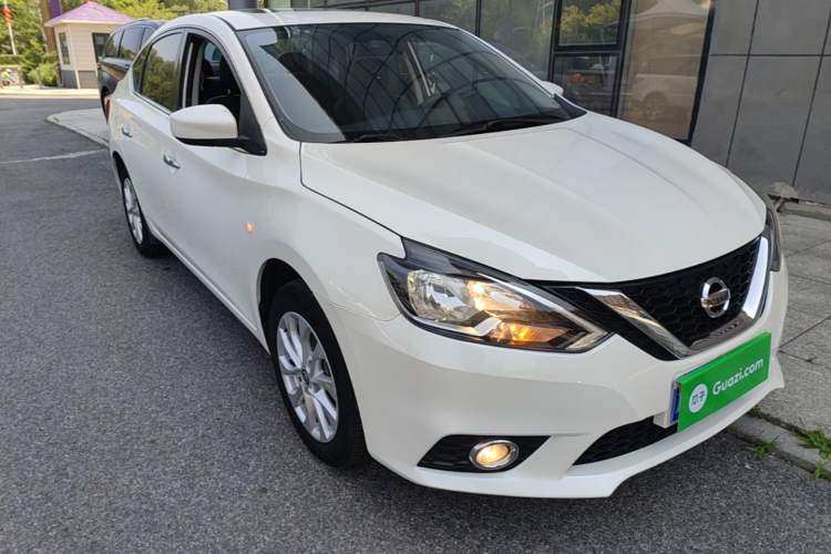 Used Nissan Sylphy 2021 Classic 1.6XL CVT Luxury Edition Front Right 45 Deg