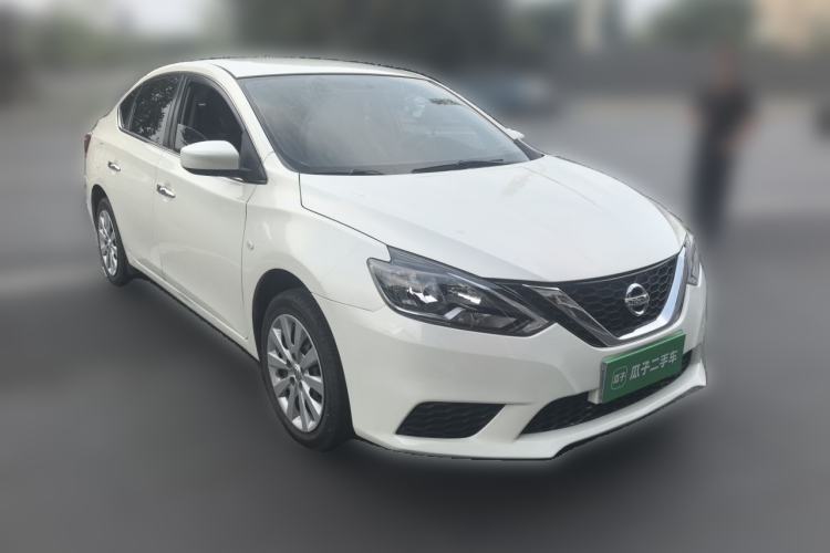 Used Nissan Sylphy 2021 Classic 1.6XE Manual Comfort Edition Front Right 45 Deg