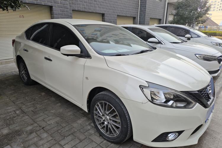 Used Nissan Sylphy 2021 Classic 1.6XE CVT Comfort Edition Front Right 45 Deg