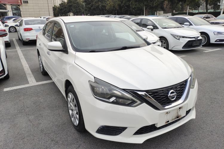 Used Nissan Sylphy 2021 Classic 1.6XE CVT Exclusive Edition Front Right 45 Deg