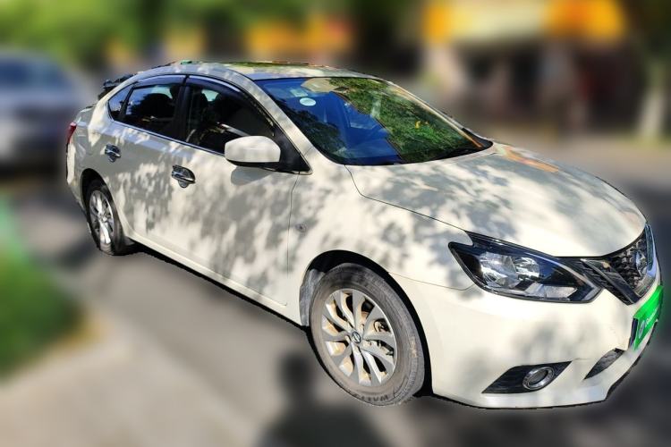 Used Nissan Sylphy 2021 Classic 1.6XL CVT Luxury Edition Front Right 45 Deg