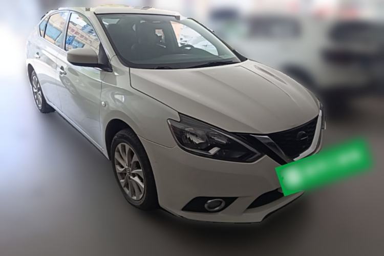 Used Nissan Sylphy 2021 Classic 1.6XL Manual Luxury Edition Front Right 45 Deg
