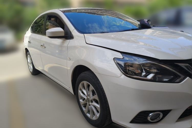Used Nissan Sylphy 2021 Classic 1.6XL CVT Luxury Edition Front Right 45 Deg