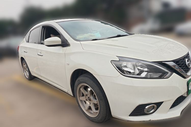Used Nissan Sylphy 2021 Classic 1.6XE CVT Comfort Edition Front Right 45 Deg