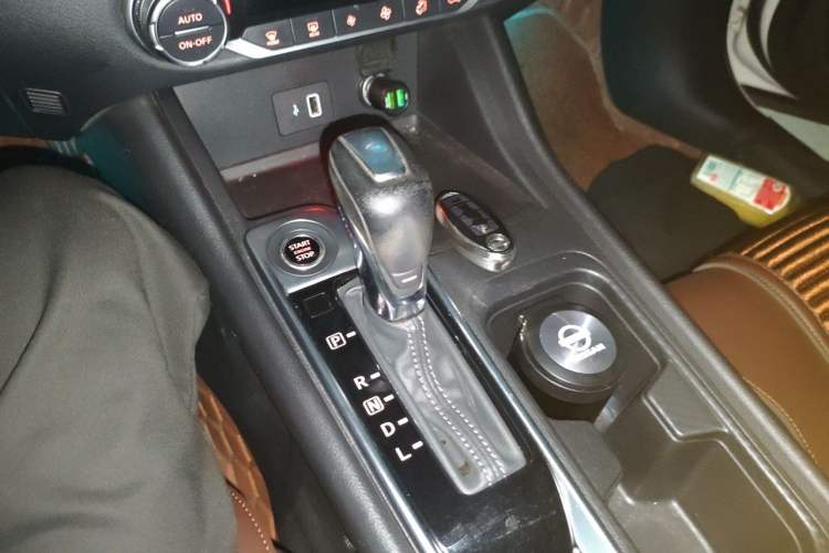 Used Nissan Sylphy 2021 1.6L XL CVT Enjoyment Edition Gear Lever