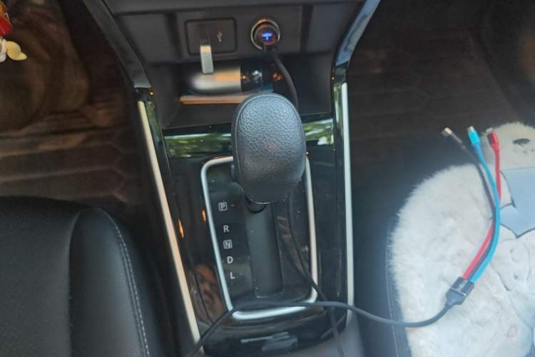 Used Nissan Sylphy 2021 Classic 1.6XL CVT Luxury Edition Gear Lever