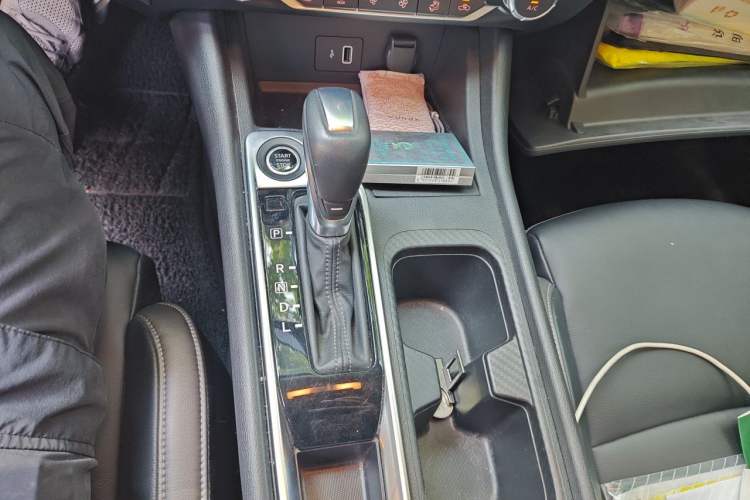 Used Nissan Sylphy 2021 1.6L XL CVT Enjoyment Edition Gear Lever