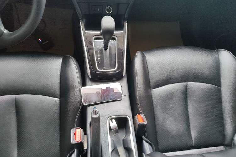 Used Nissan Sylphy 2021 Classic 1.6XL CVT Luxury Edition Gear Lever