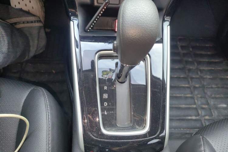 Used Nissan Sylphy 2021 Classic 1.6XL CVT Luxury Edition Gear Lever
