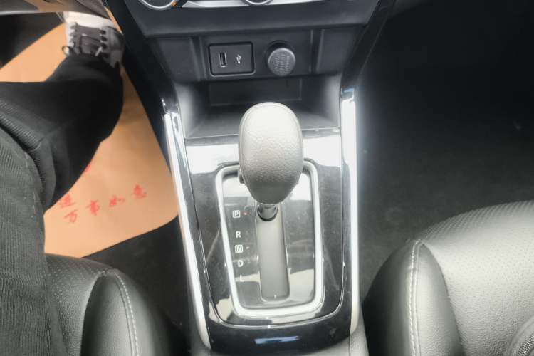 Used Nissan Sylphy 2021 Classic 1.6XL CVT Luxury Edition Gear Lever
