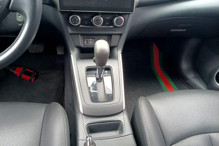 Used Nissan Sylphy 2021 Classic 1.6XE CVT Comfort Edition Gear Lever