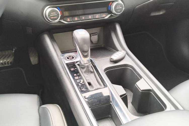 Used Nissan Sylphy 2021 1.6L XL CVT Enjoyment Edition Gear Lever