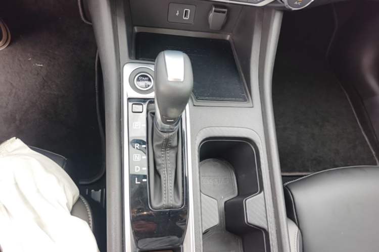 Used Nissan Sylphy 2021 1.6L XL CVT Enjoyment Edition Gear Lever