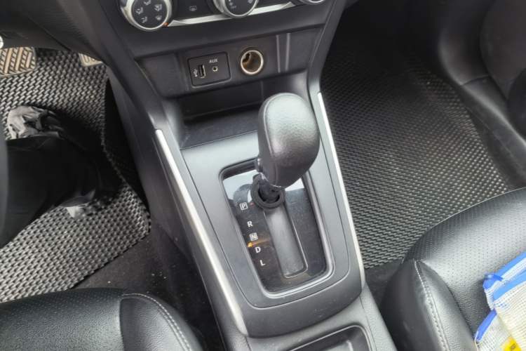 Used Nissan Sylphy 2021 Classic 1.6XE CVT Comfort Edition Gear Lever