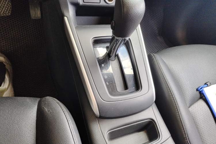 Used Nissan Sylphy 2021 Classic 1.6XE CVT Comfort Edition Gear Lever