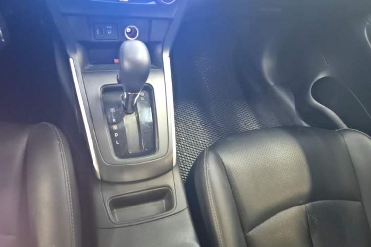 Used Nissan Sylphy 2021 Classic 1.6XE CVT Comfort Edition Gear Lever
