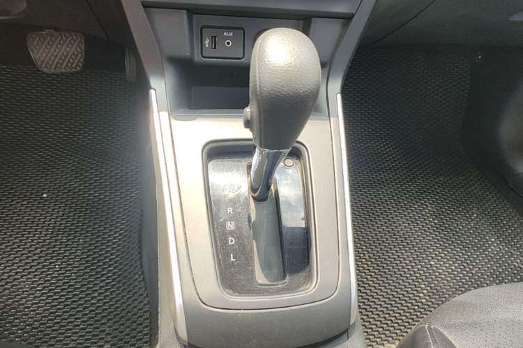 Used Nissan Sylphy 2021 Classic 1.6XE CVT Comfort Edition Gear Lever