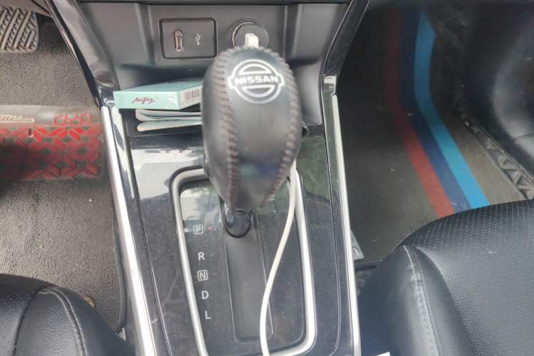 Used Nissan Sylphy 2021 Classic 1.6XL CVT Luxury Edition Gear Lever