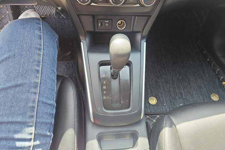 Used Nissan Sylphy 2021 Classic 1.6XE CVT Comfort Edition Gear Lever