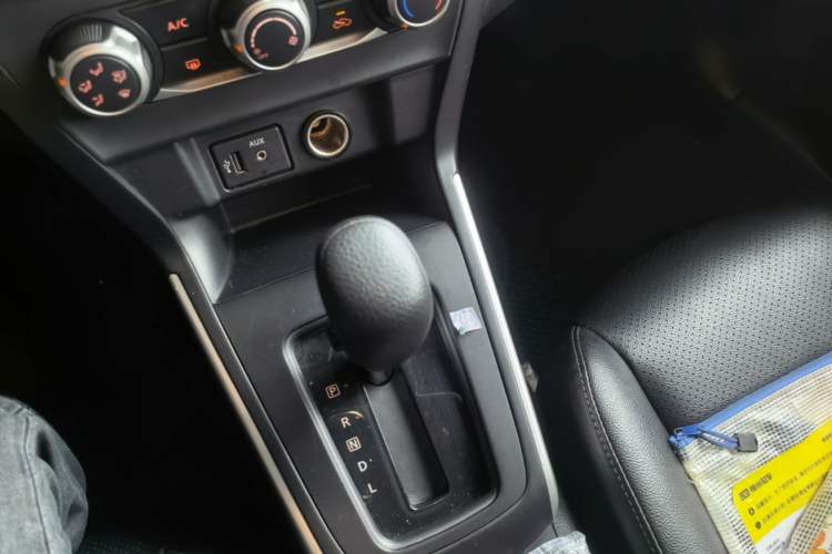 Used Nissan Sylphy 2021 Classic 1.6XE CVT Comfort Edition Gear Lever