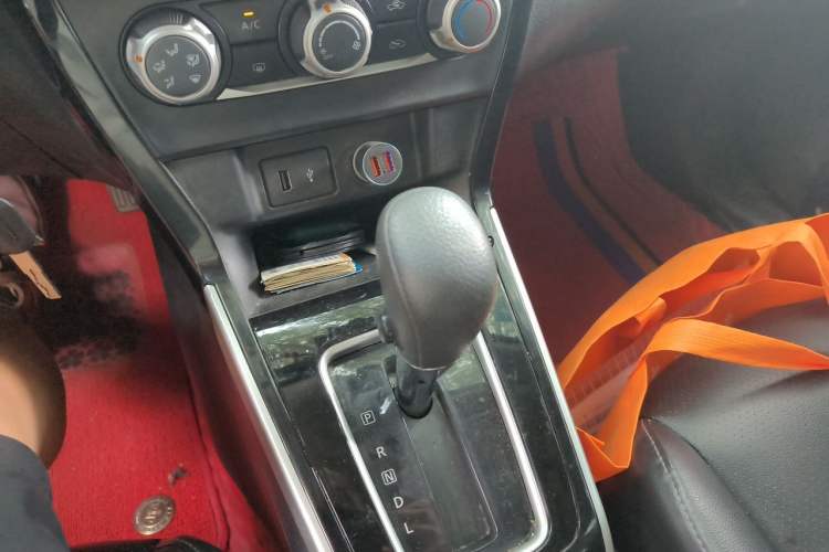 Used Nissan Sylphy 2021 Classic 1.6XL CVT Luxury Edition Gear Lever
