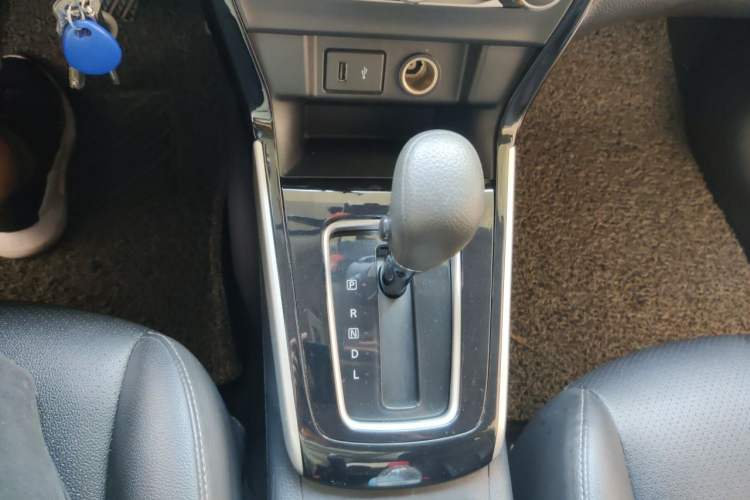 Used Nissan Sylphy 2021 Classic 1.6XE CVT Comfort Edition Gear Lever