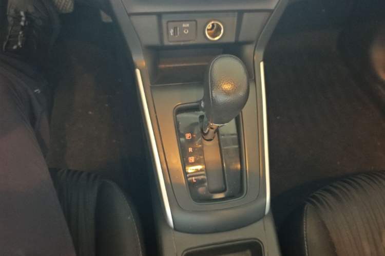 Used Nissan Sylphy 2021 Classic 1.6XE CVT Comfort Edition Gear Lever