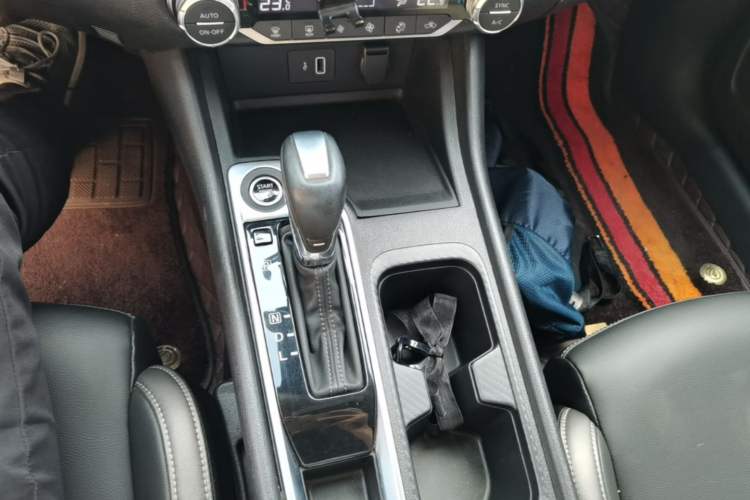 Used Nissan Sylphy 2021 1.6L XL CVT Enjoyment Edition Gear Lever