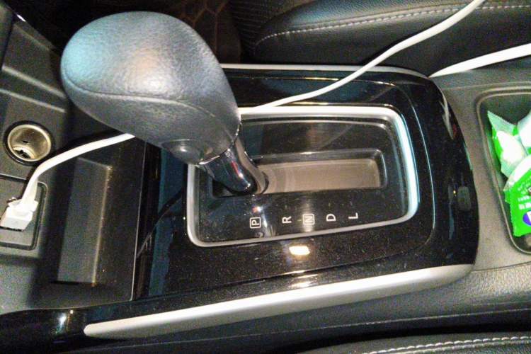 Used Nissan Sylphy 2021 Classic 1.6XL CVT Luxury Edition Gear Lever