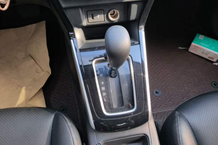 Used Nissan Sylphy 2021 Classic 1.6XL CVT Luxury Edition Gear Lever