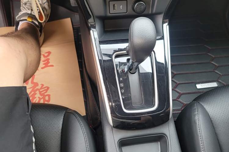 Used Nissan Sylphy 2021 Classic 1.6XL CVT Luxury Edition Gear Lever