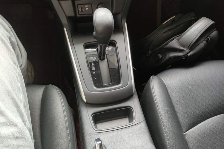 Used Nissan Sylphy 2021 Classic 1.6XE CVT Comfort Edition Gear Lever